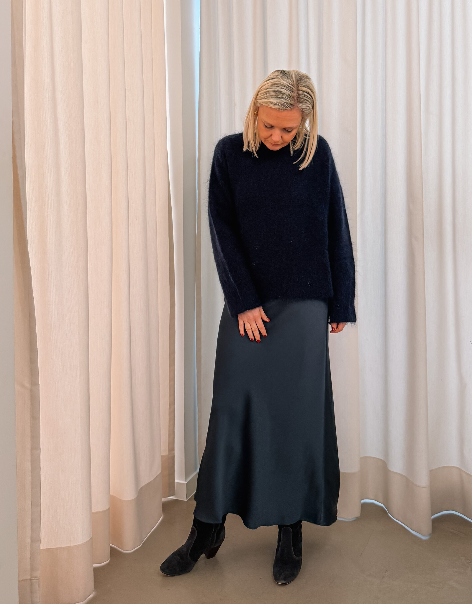 Rok 'Vicky' Heavy Sateen - Midnight Blue - Neo noir