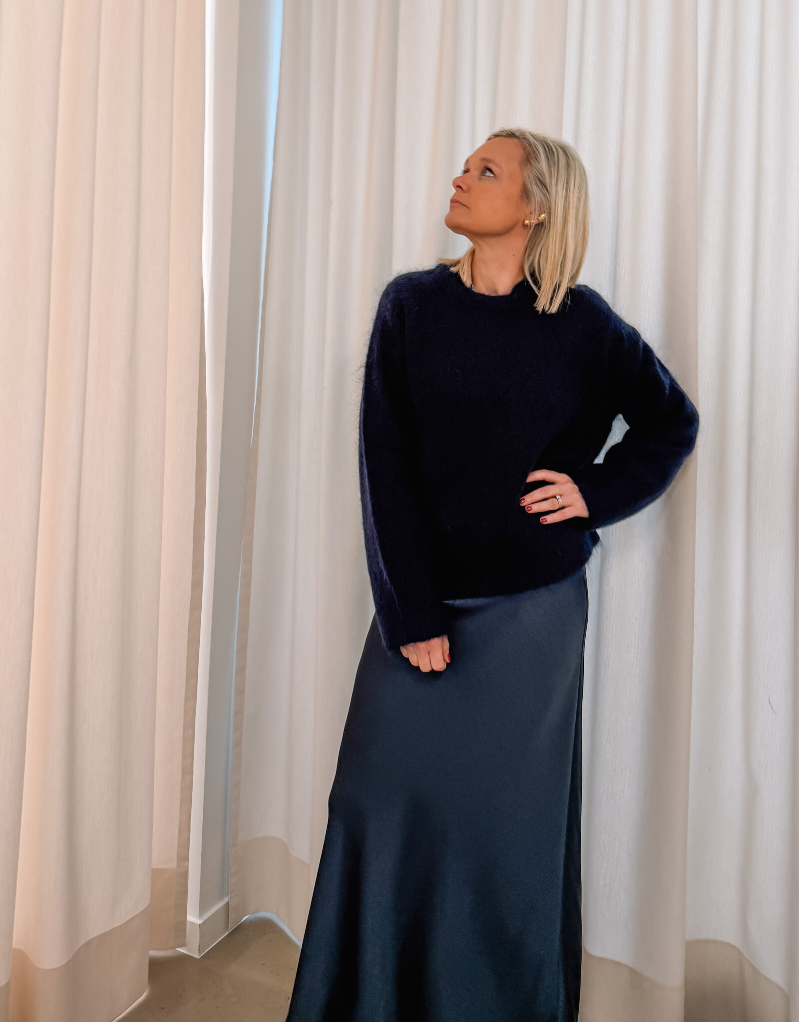 Rok 'Vicky' Heavy Sateen - Midnight Blue - Neo noir