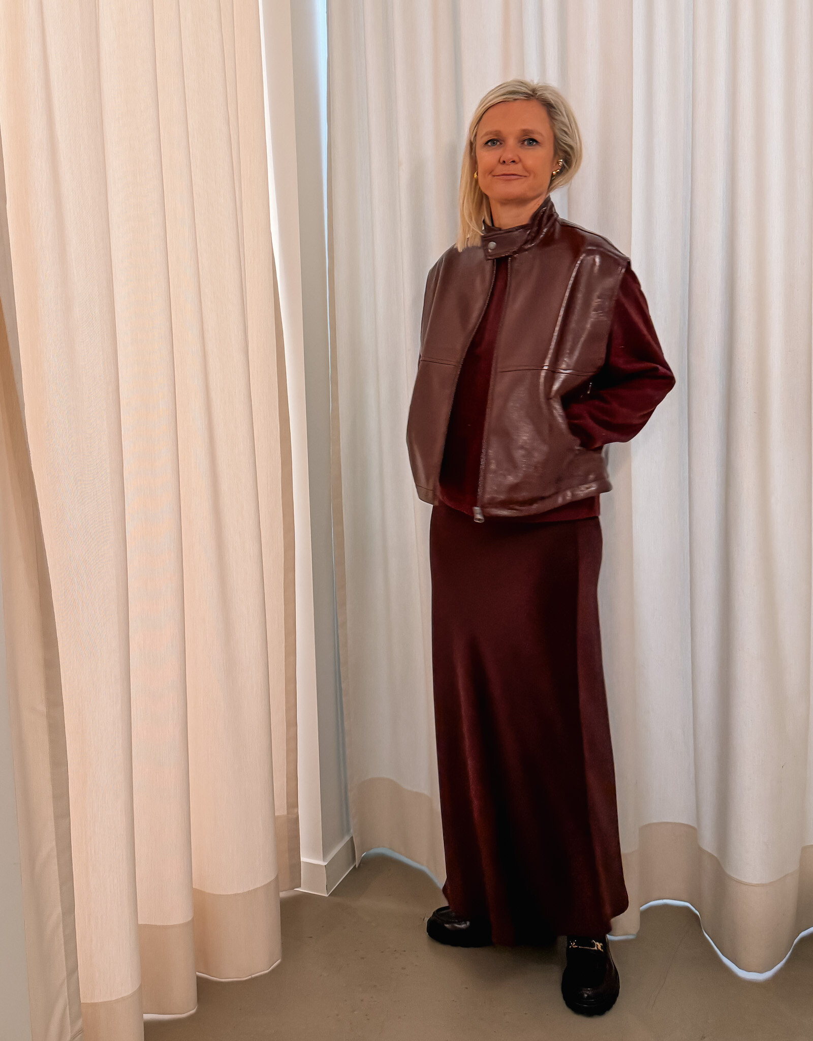 Rok 'Vicky' Heavy Sateen - Burgundy - Neo Noir