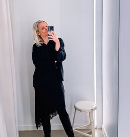 Rok Lace 'Fiora' - Black - Neo Noir