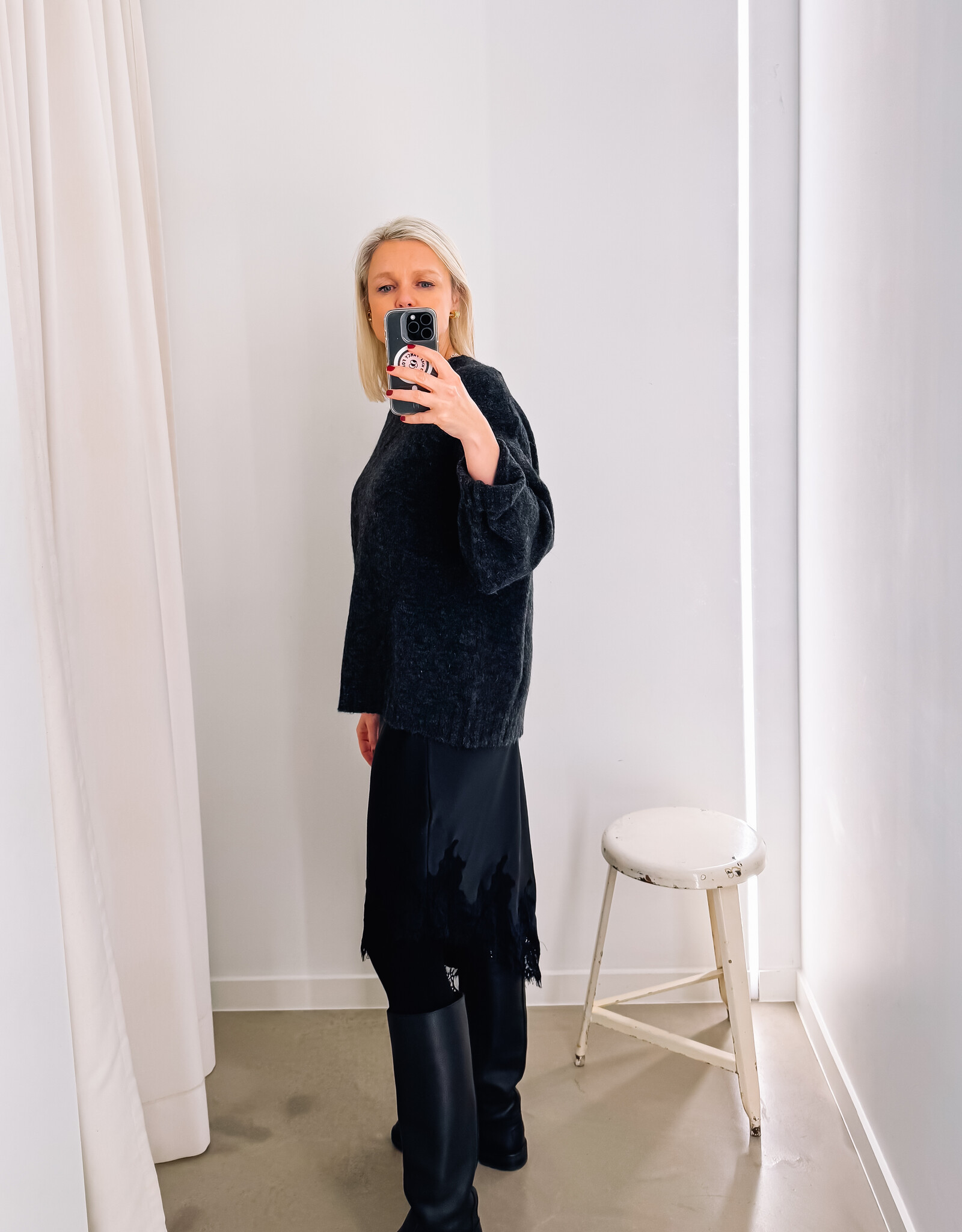 Rok Lace 'Fiora' - Black - Neo Noir