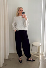 Broek Drapy Satin Balloon 'Fayla' - Black - Neo Noir