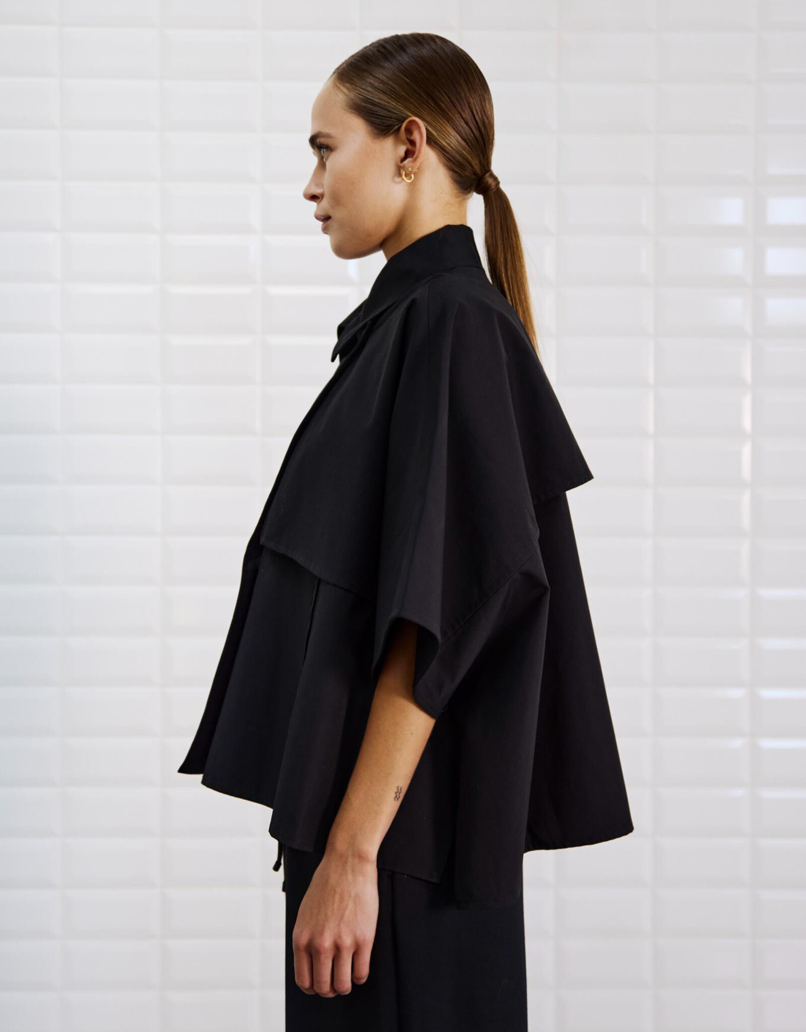 Withblack Trench Cape 'Medusa' - Black - Withblack