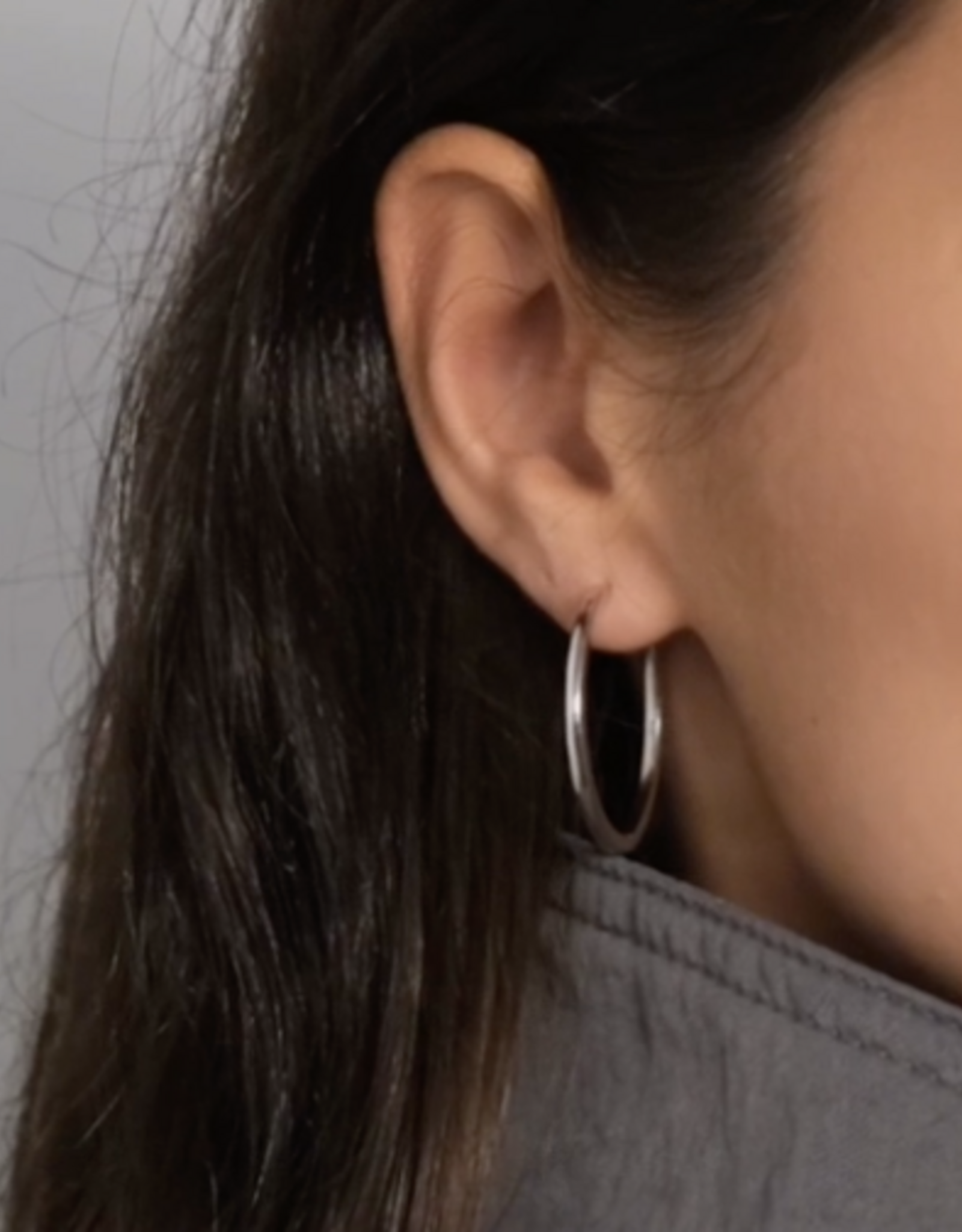 Billion Avenue Iva L Earring - Silver - 30mm - Billion Avenue