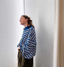 The Golden House Mom Sweater Stripe 'Bieke' - Electrique Blue  TU