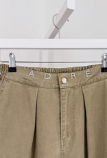 The Golden House Ad Broek 'Tiago' - Olive - Adoré