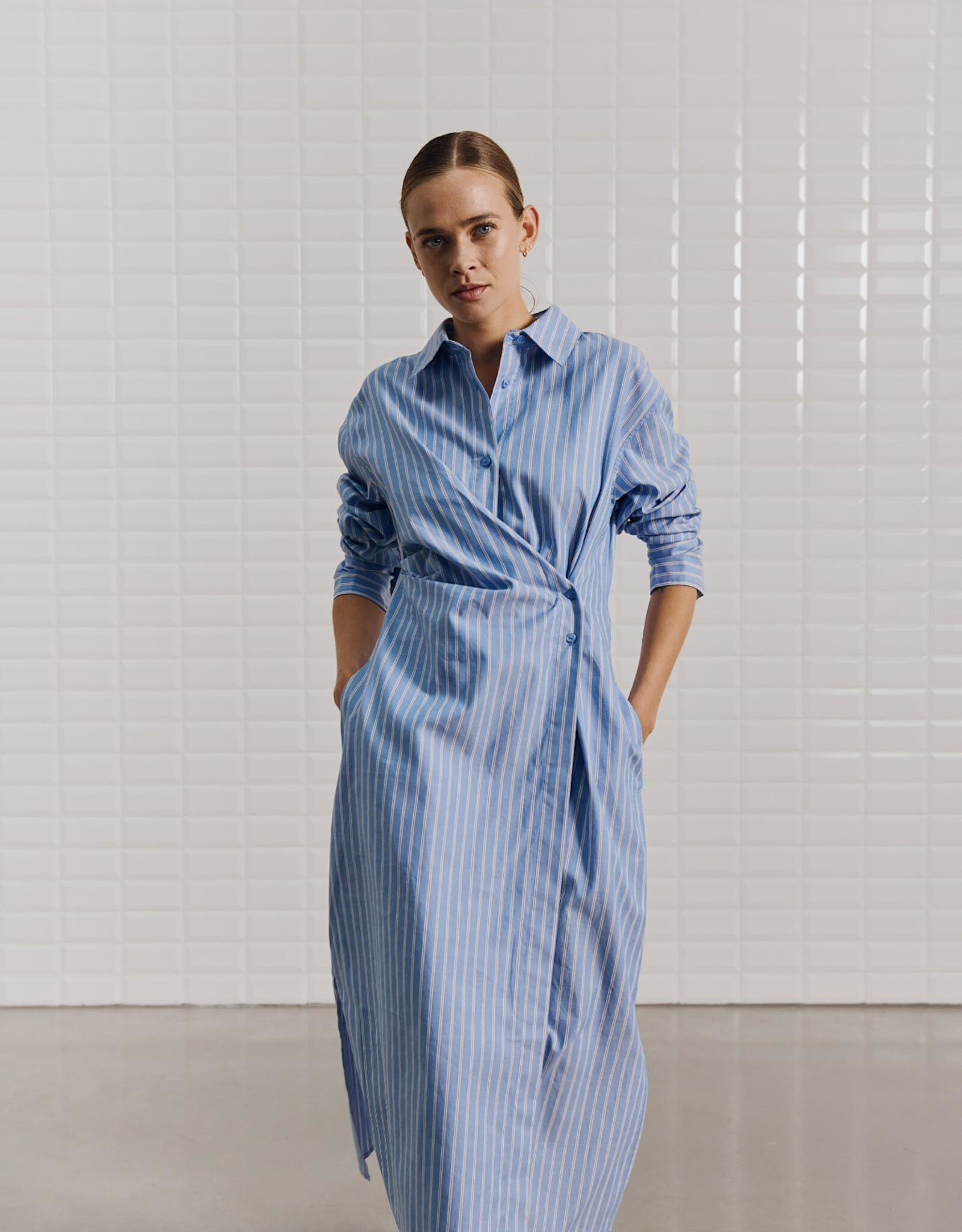 Withblack Jurk Striped 'Mesa' - Blue/Brown Pinstripe - Withblack