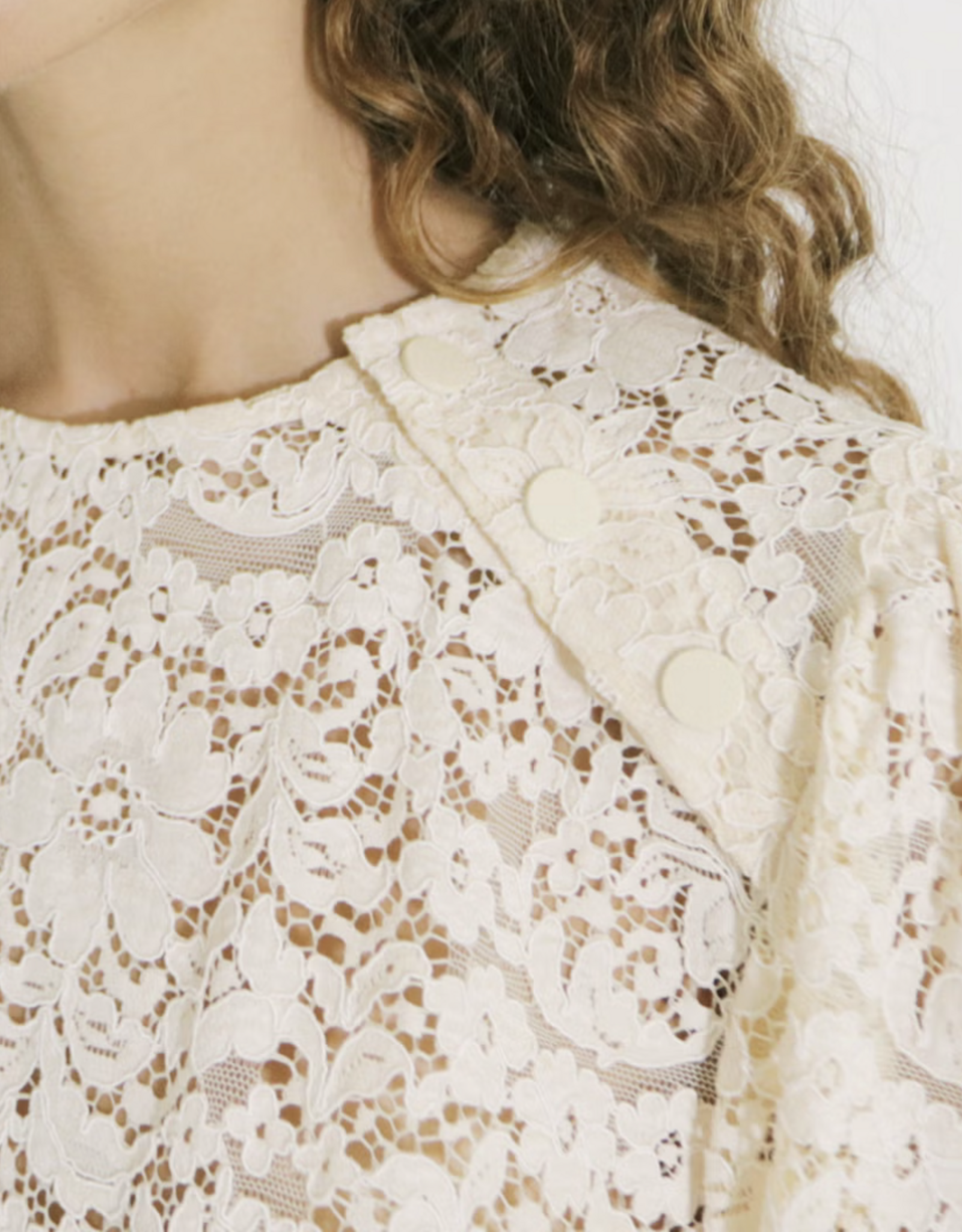The Tiny Big Sister Blouse Lace  'Buttoned' - Light Cream - The Tiny Big Sister