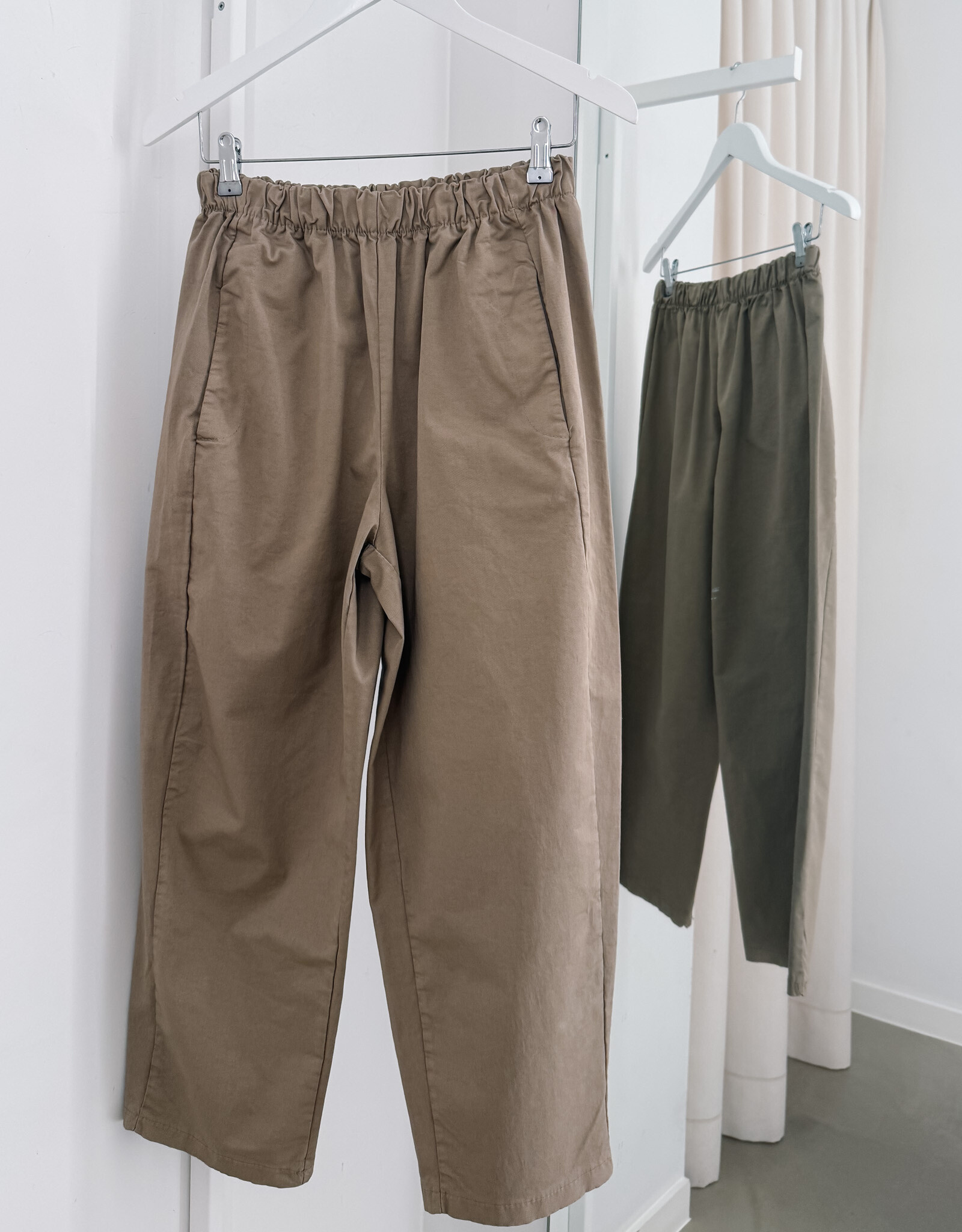 The Golden House Joh Broek  'Magic' - Clay -