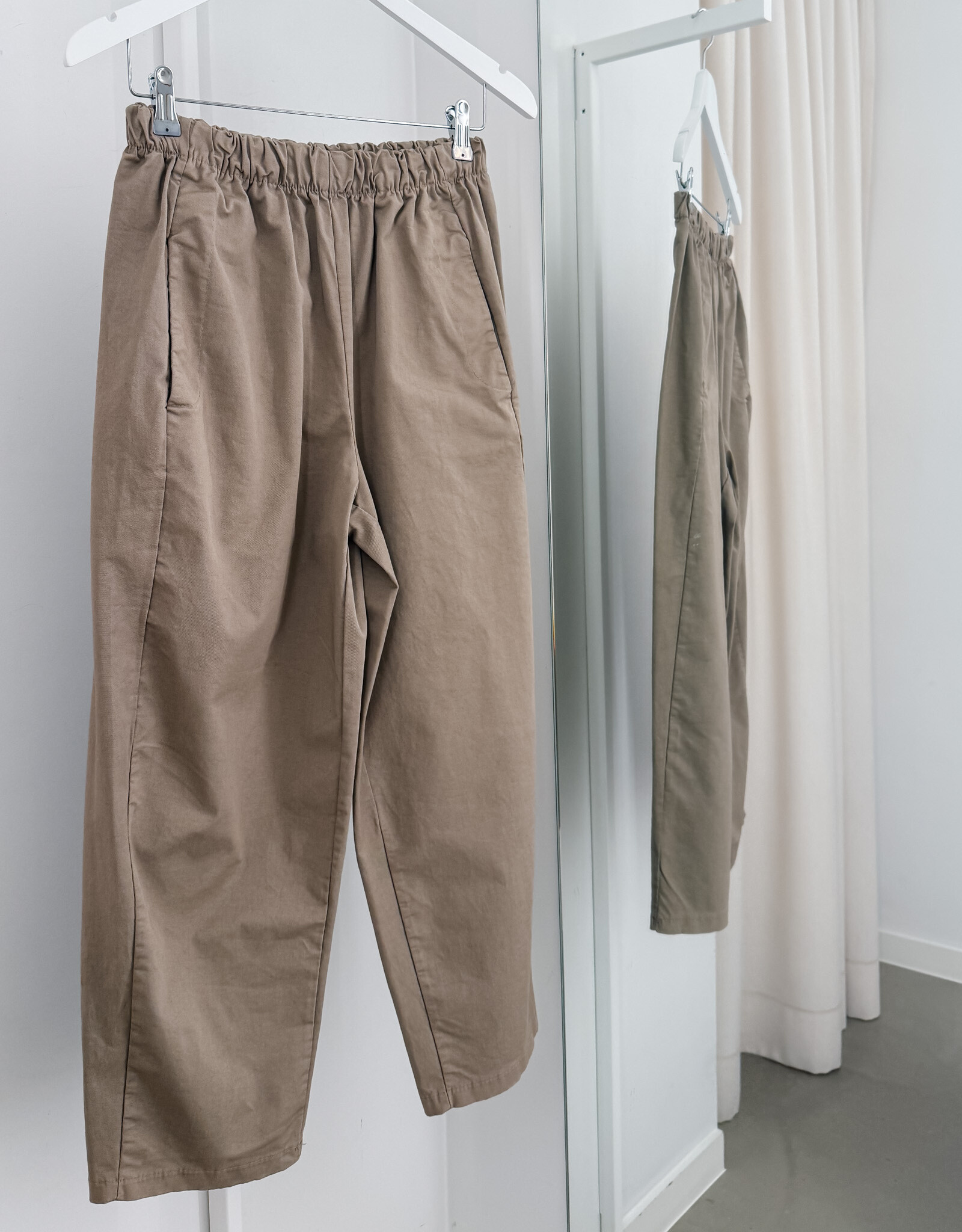 The Golden House Joh Broek  'Magic' - Clay -