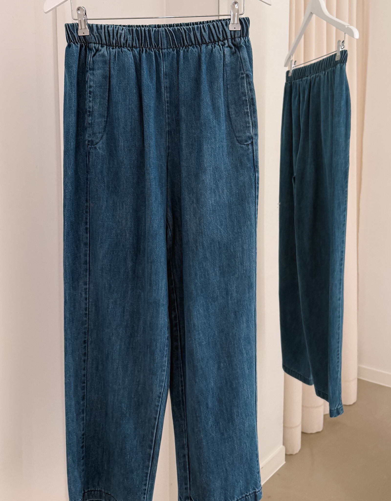 The Golden House Joh Jeans 'Lou' - Blue Jeans