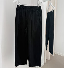 The Golden House Joh Broek  'Magic' - Black