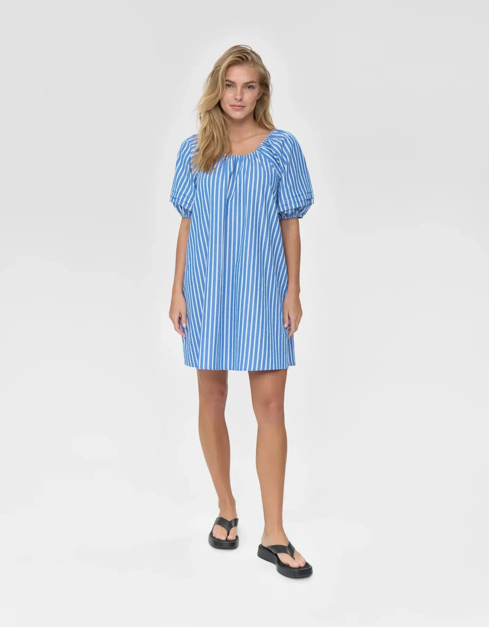 Moves Jurk 'Aviaja' - Nebulas Blue - Moves