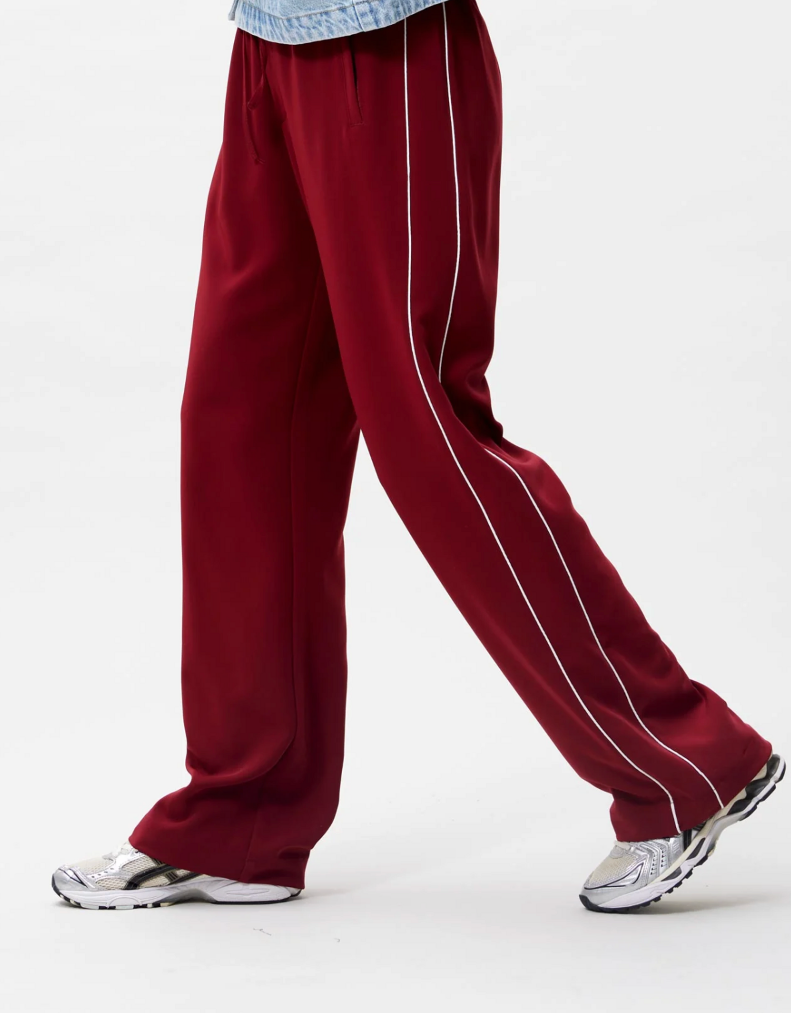 Catwalk Junkie Broek 'Tracksuit' - Rhubarb  - Catwalk Junkie