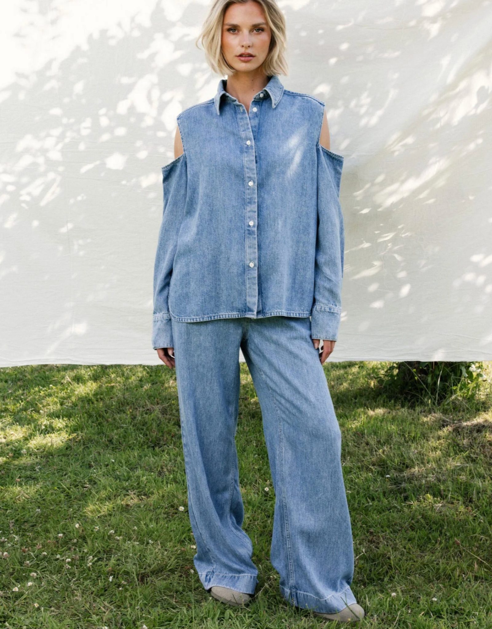 Catwalk Junkie Blouse Denim 'Open Shoulder' - Blue - Catwalk Junkie