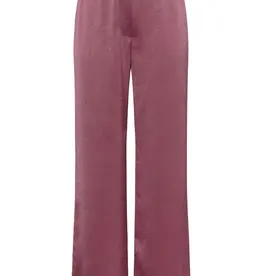 A view Broek 'Carole' - Old Rose - A View