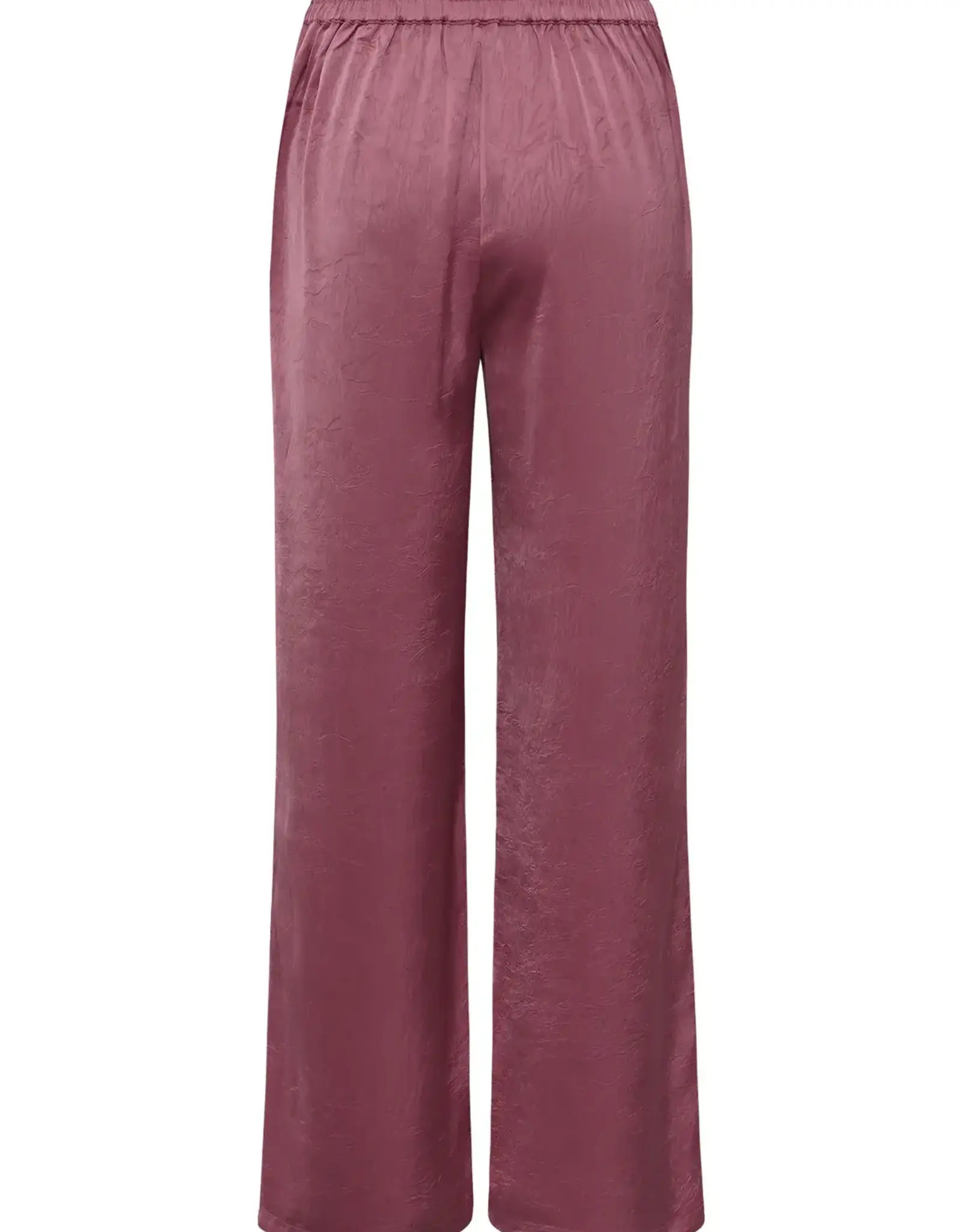 A view Broek 'Carole' - Old Rose - A View