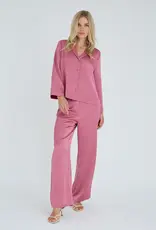 A view Broek 'Carole' - Old Rose - A View