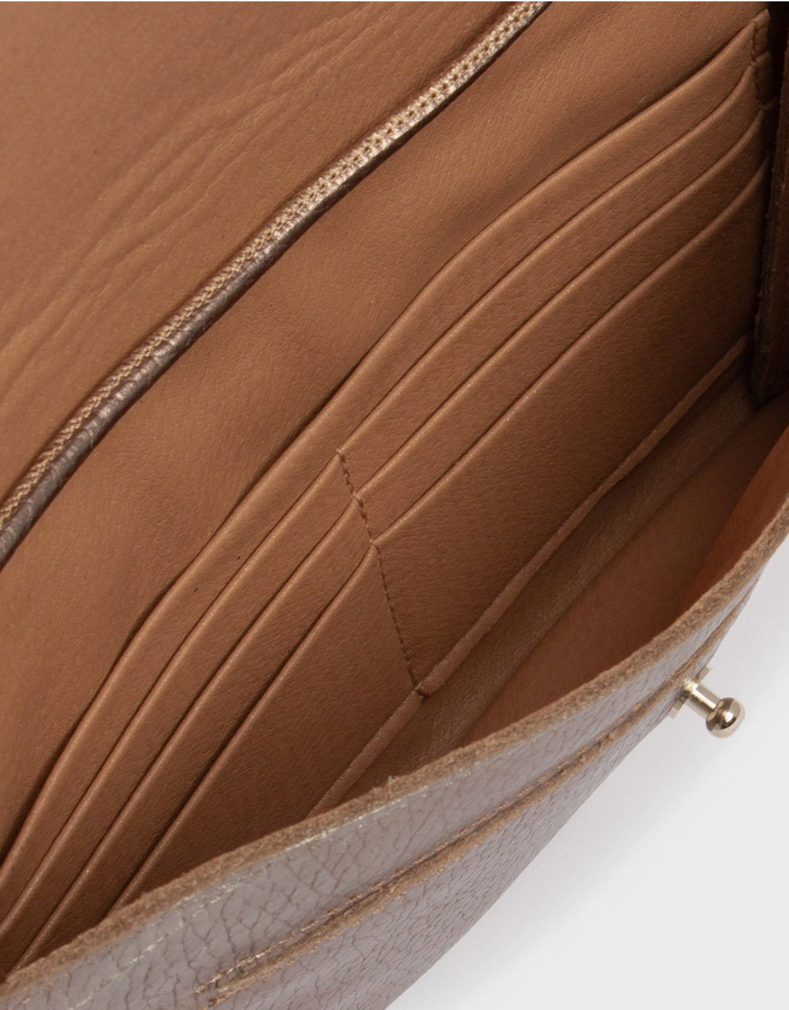 Anne Kurz Clutch Metallic Champagne