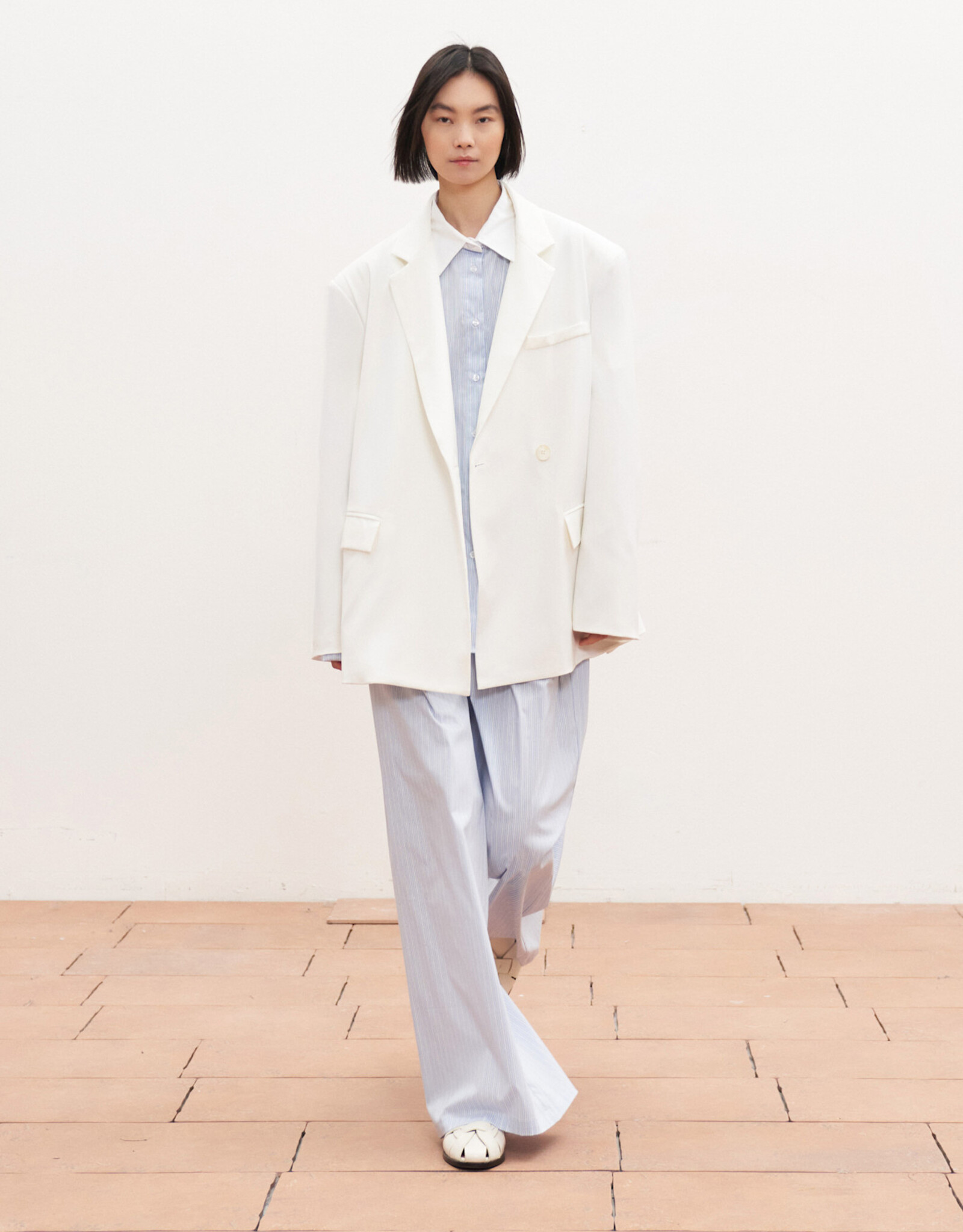 The Golden House Lum Blazer 'Karlijn' - White TU