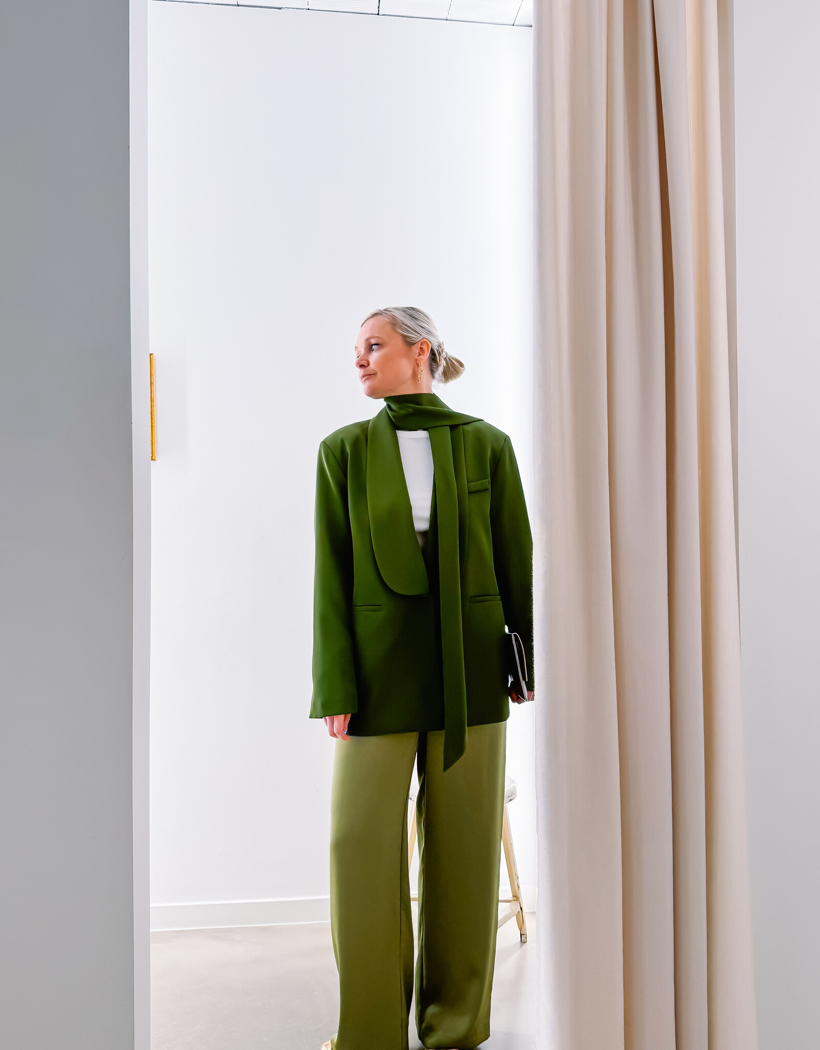 The Golden House Lum Blazer 'Indra' - Olive