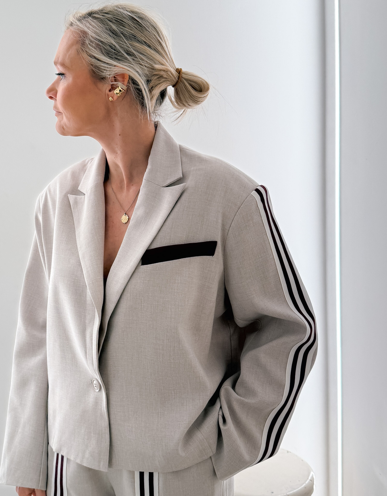 Refined Department Blazer Cropped 'Jackie' - Creamy White - Refined Department