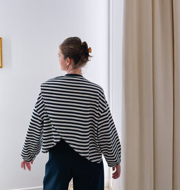 The Golden House Mom T-Shirt Long Sleeve 'Otie' - Navy/White TU