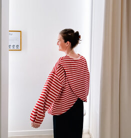 The Golden House Mom T-Shirt Long Sleeve 'Otie' - Red/Pink TU