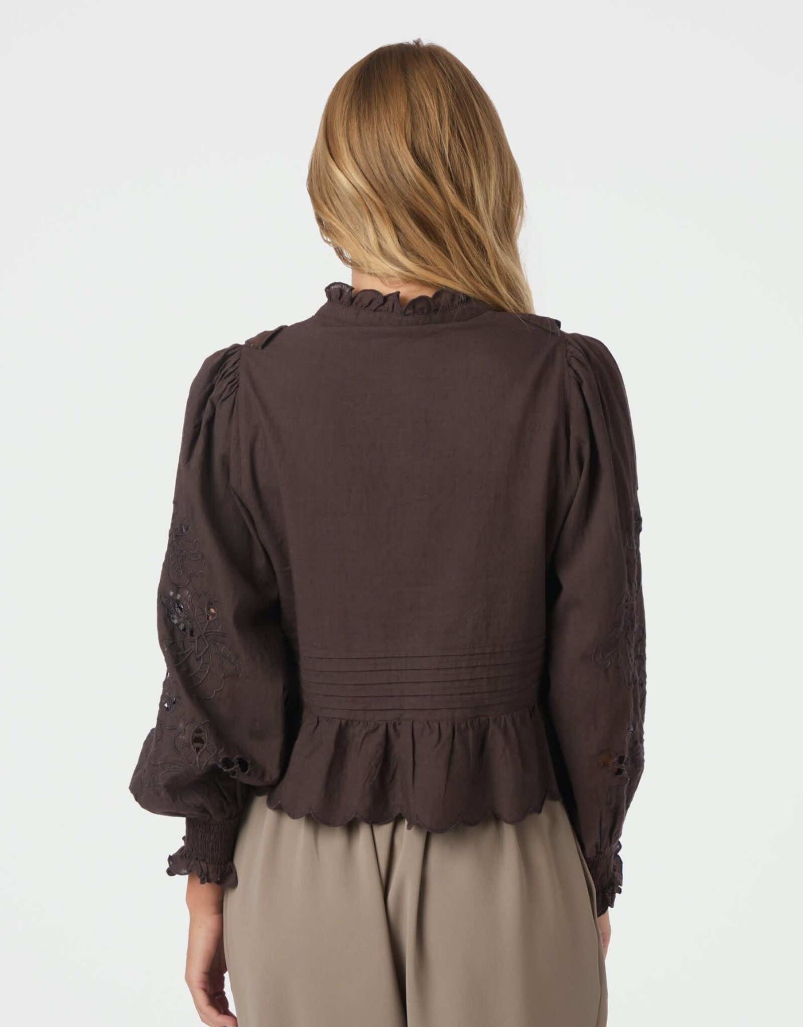 Blouse Embroidery 'Petrine' - Dark Brown - Neo Noir
