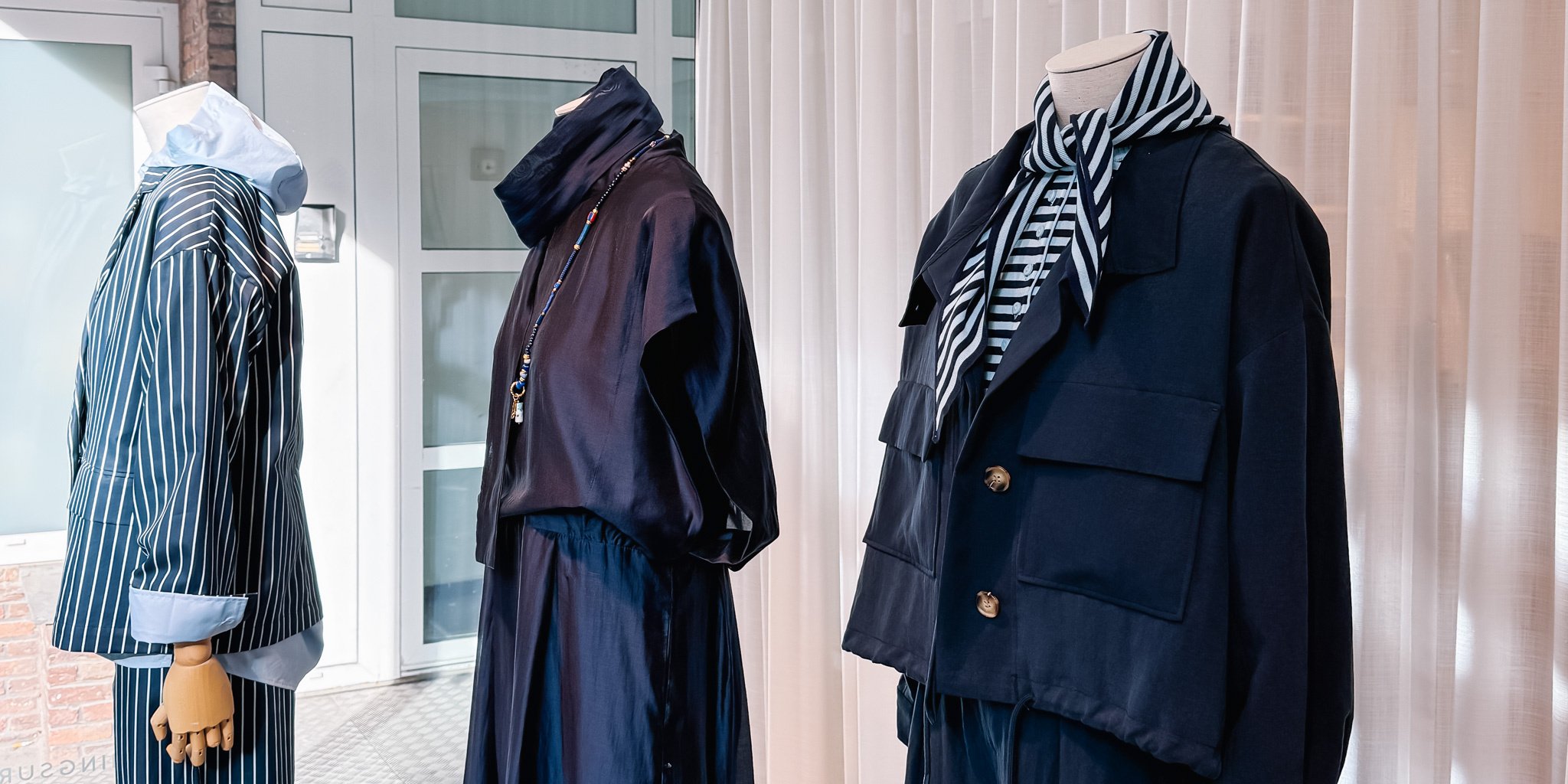 WindowLook-TheGoldenHouse-februari-SS2026