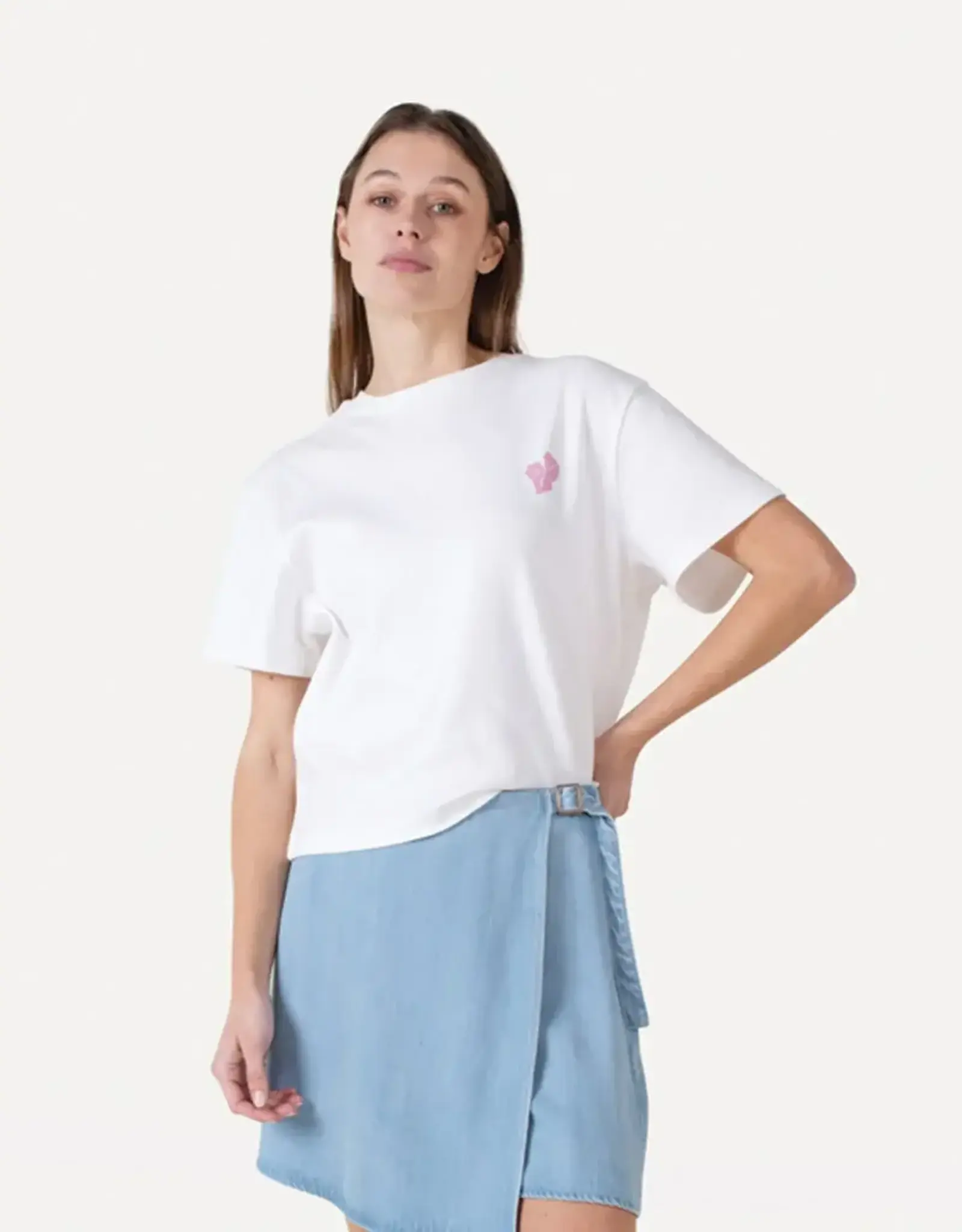 Another Label T-Shirt 'Gina La Corse' - Off White - Another Label