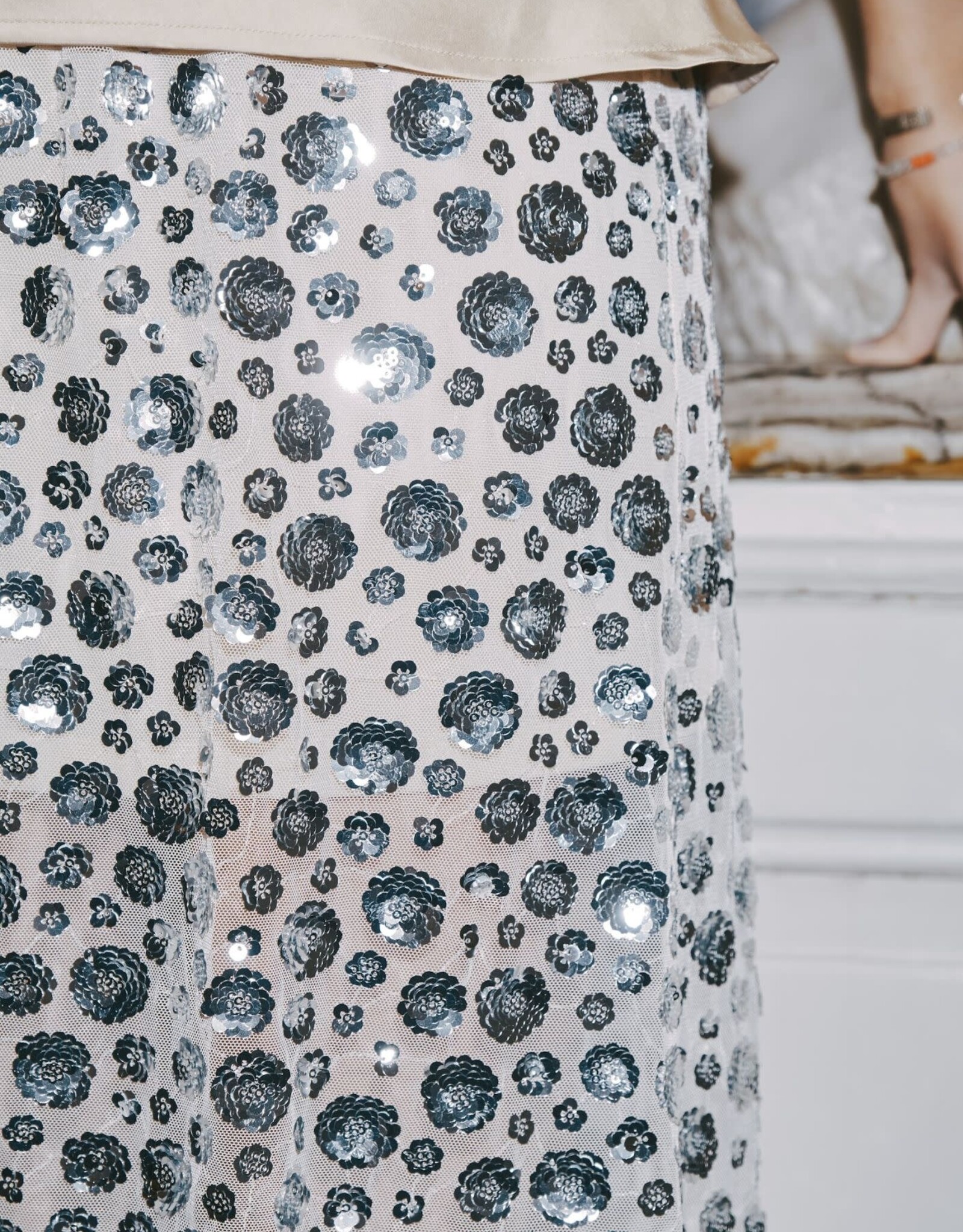 Rok Flower Sequins 'Gilla' - Creme - Neo Noir