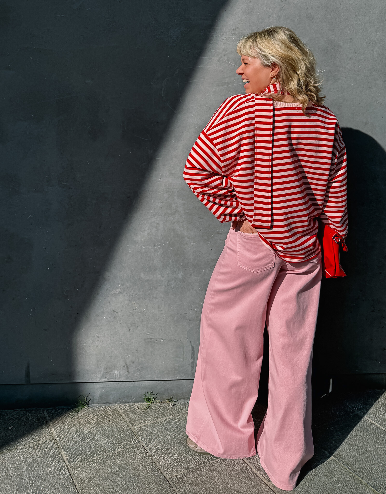 The Golden House Mom T-Shirt Long Sleeve 'Tiny' - Pink/Red TU