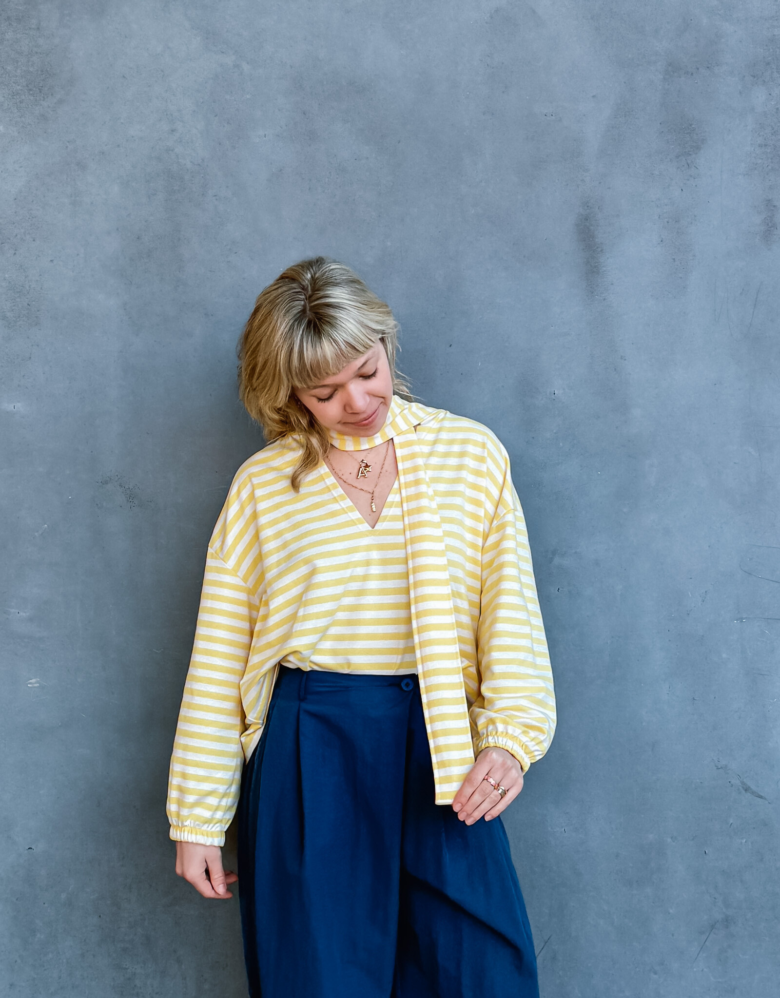 The Golden House Mom T-Shirt Long Sleeve 'Tiny' - Yellow/White TU