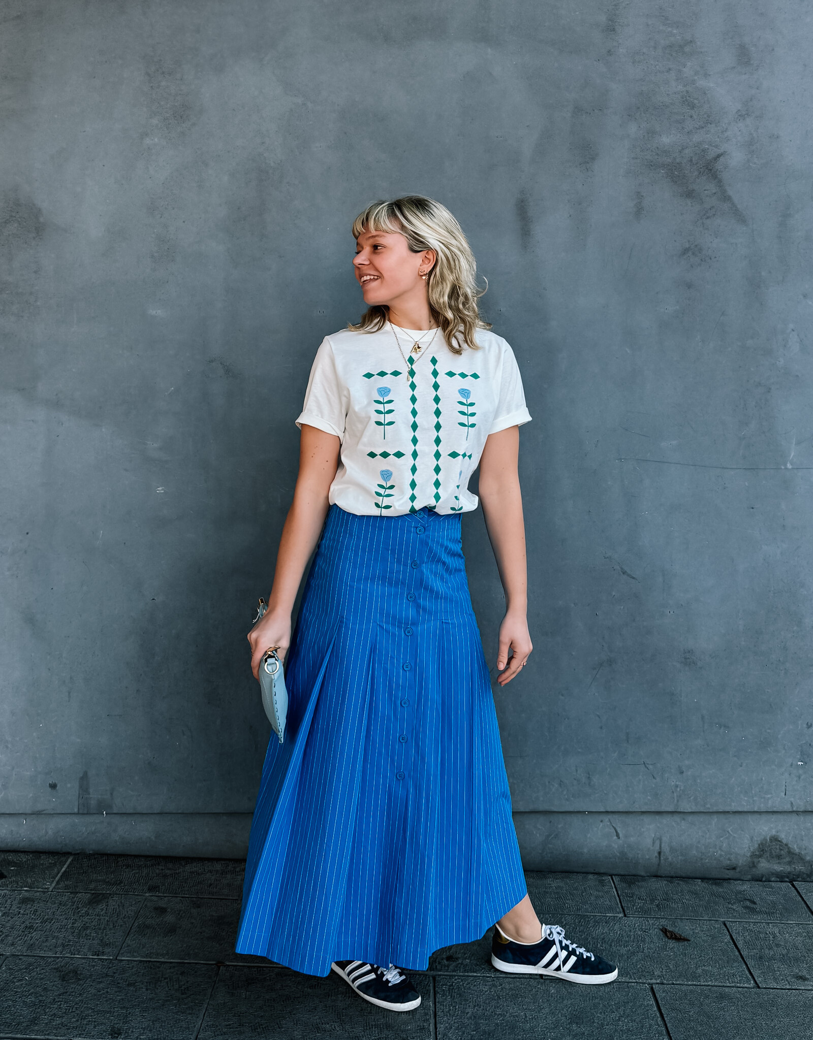 The Tiny Big Sister T-Shirt 'Flowers' - Off White - The Tiny Big Sister