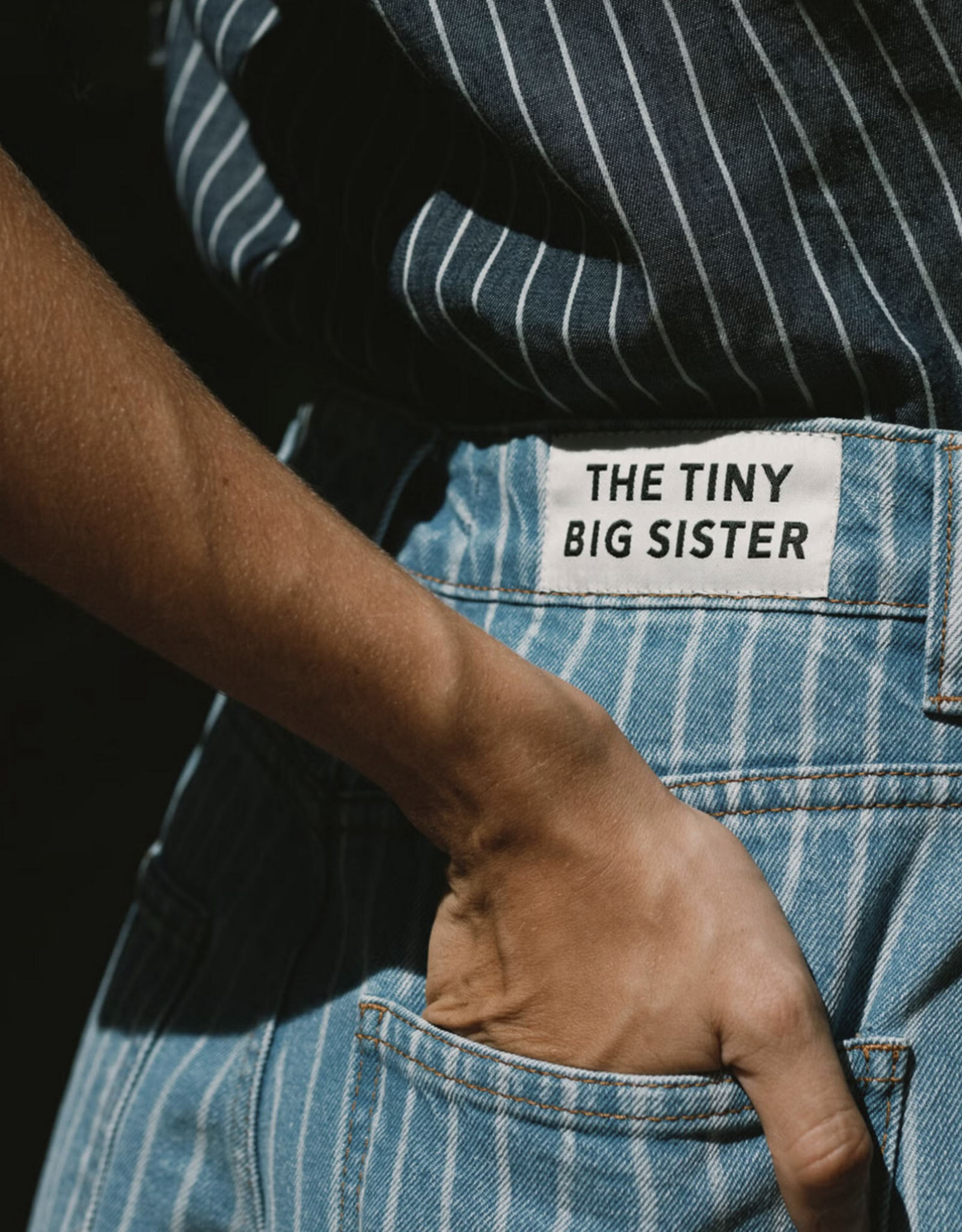 The Tiny Big Sister Bermuda ''Denim Striped' - Medium Wash Denim - The Tiny Big Sister