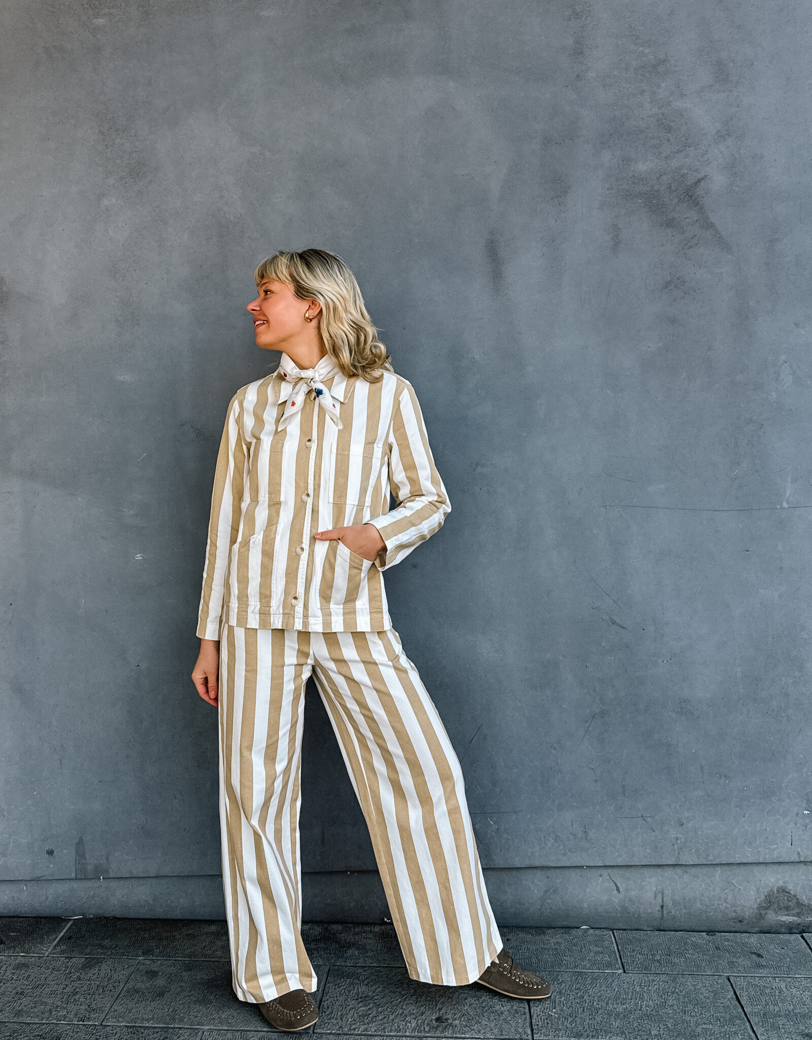 The Golden House Feel Jacket Stripe 'Bobbie' - Beige/White