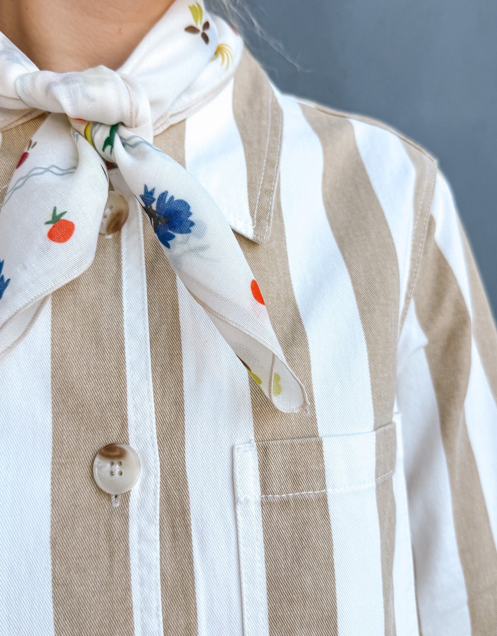 The Golden House Feel Jacket Stripe 'Bobbie' - Beige/White