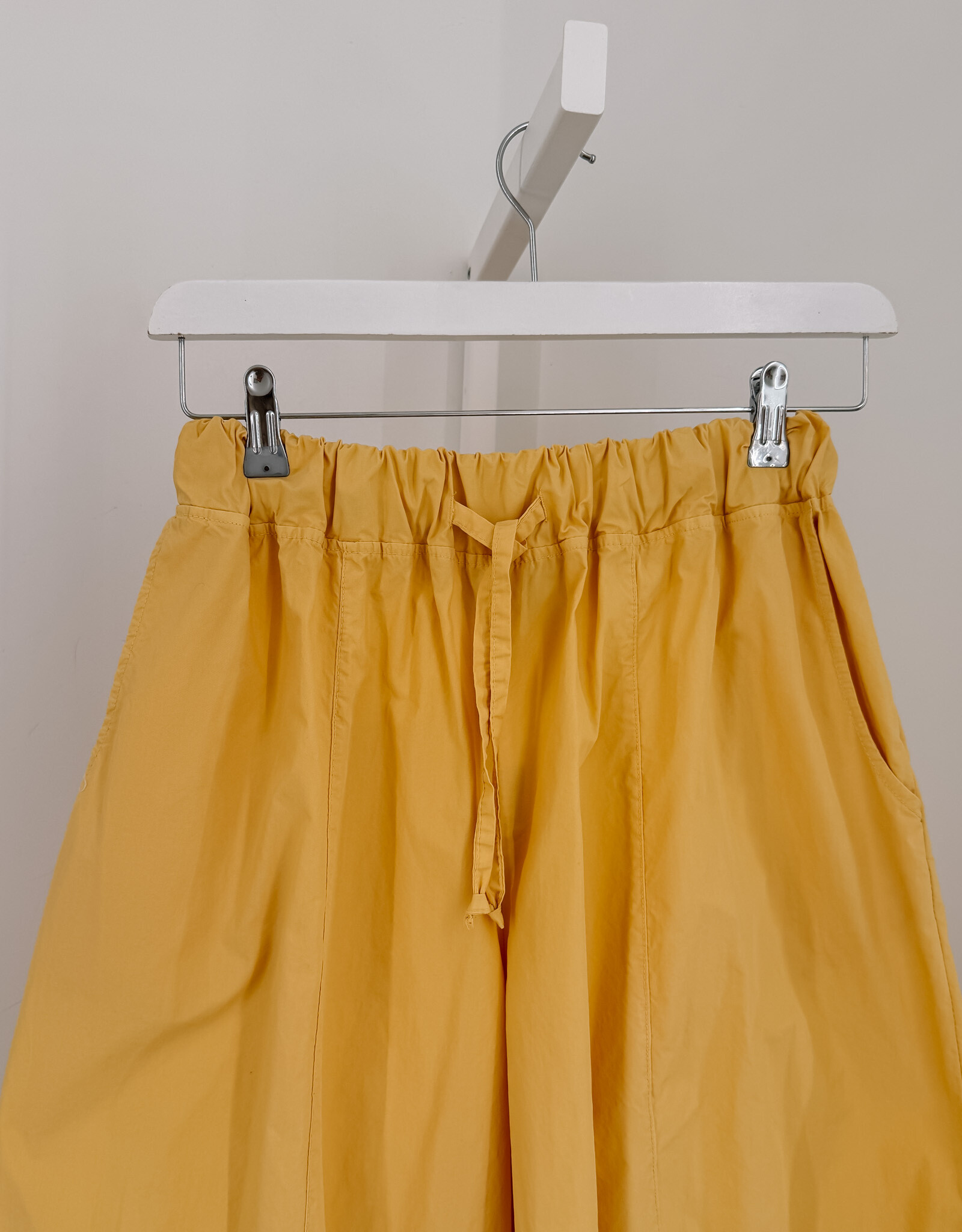 The Golden House Joh Broek Barrel 'Elodie' - Banana - TU