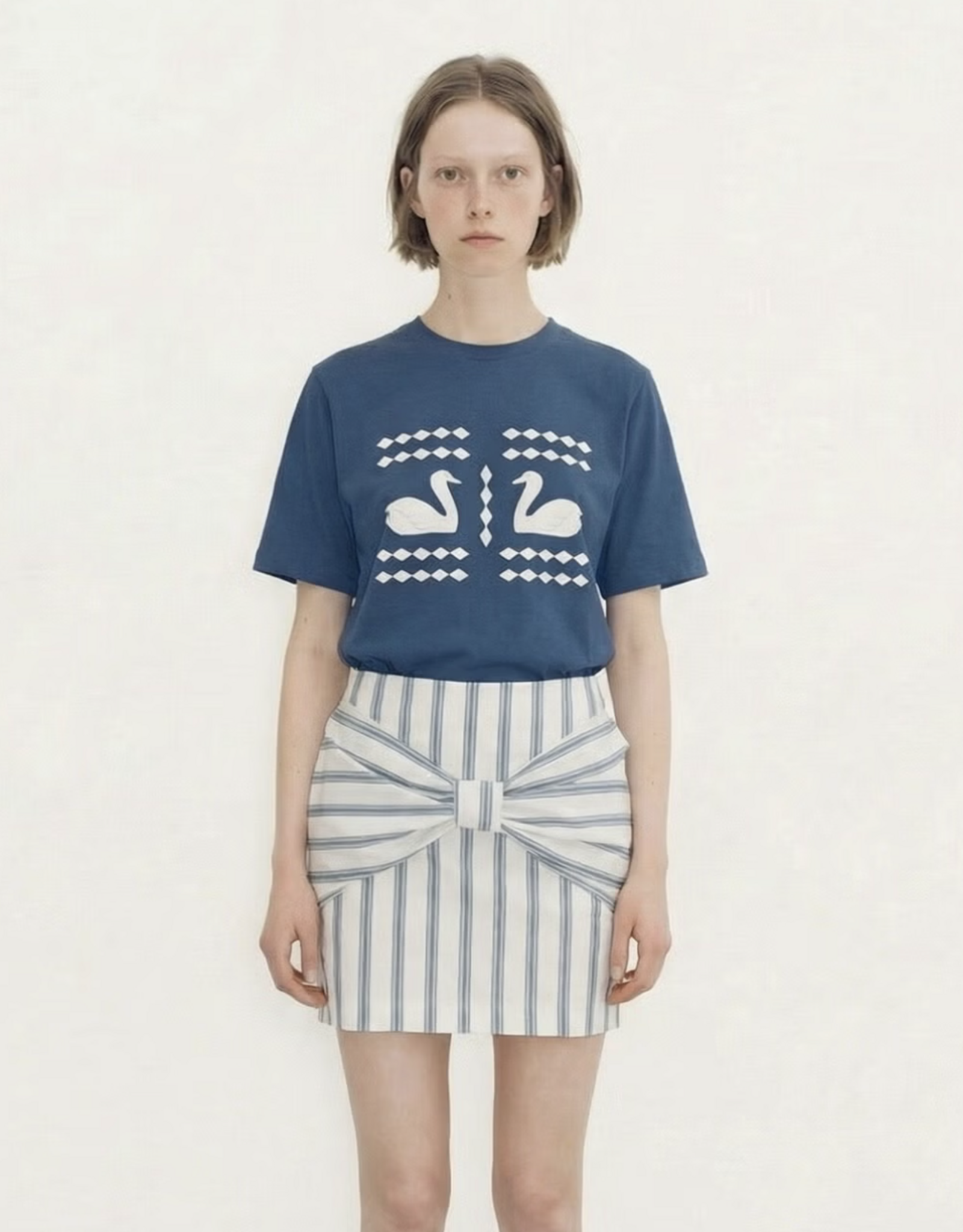 The Tiny Big Sister T-Shirt 'Doves' - Light Navy - The Tiny Big Sister