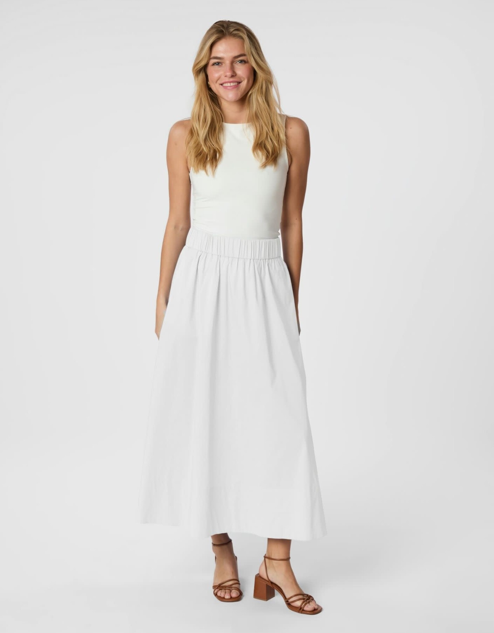 Rok Long 'Yara' - White - Neo Noir