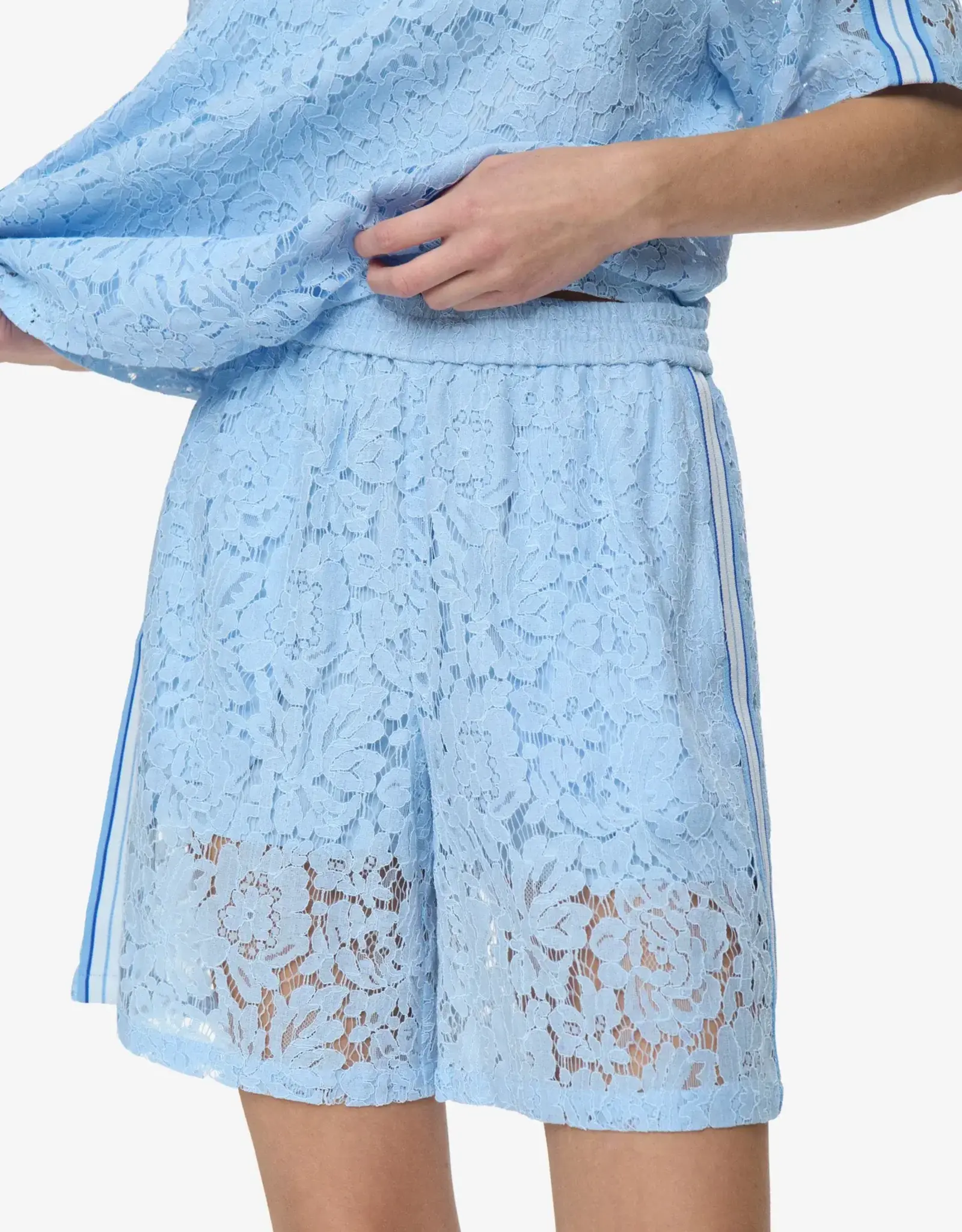 Moves Short 'Seraphina' - Airy Blue - Moves