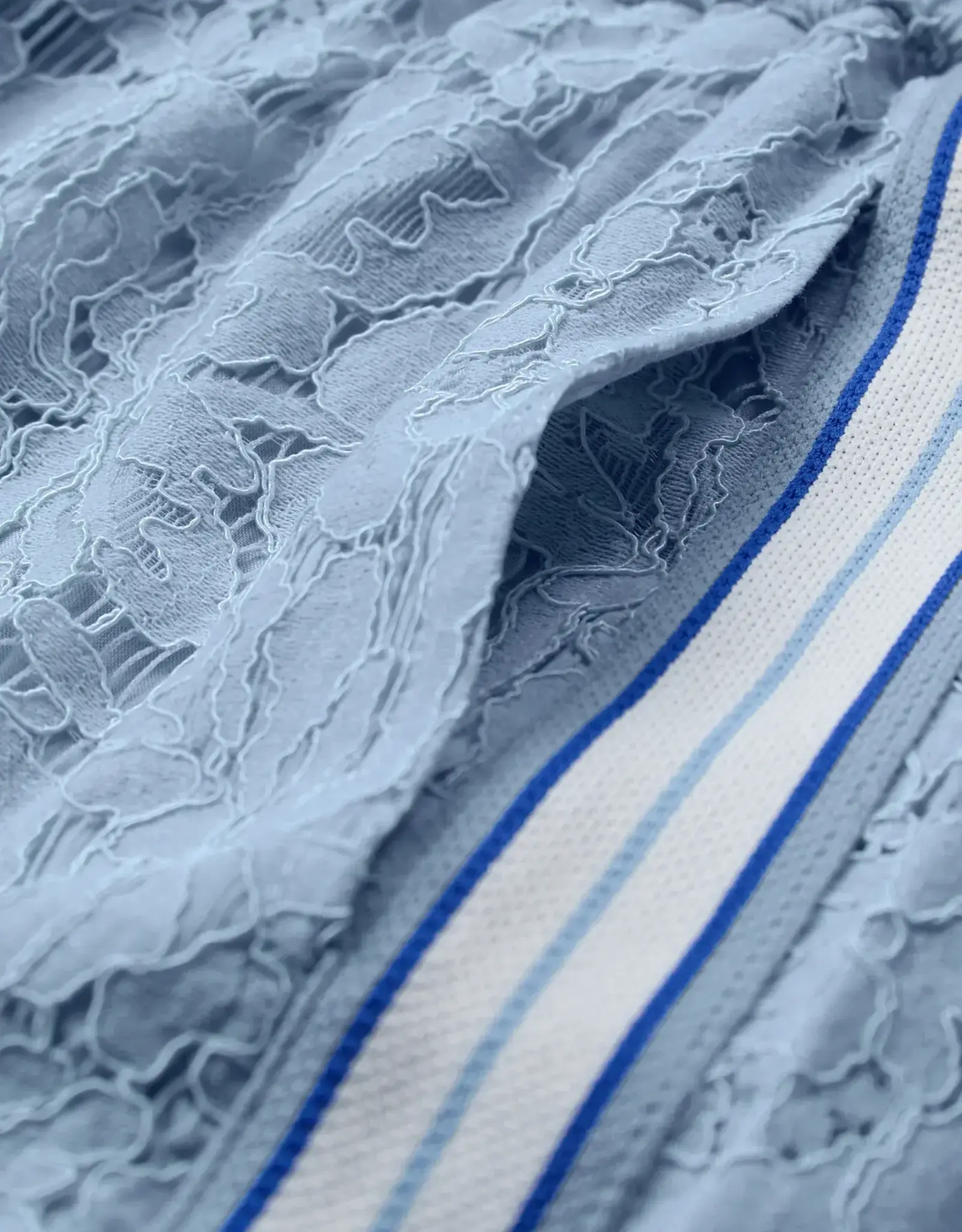 Moves Short 'Seraphina' - Airy Blue - Moves