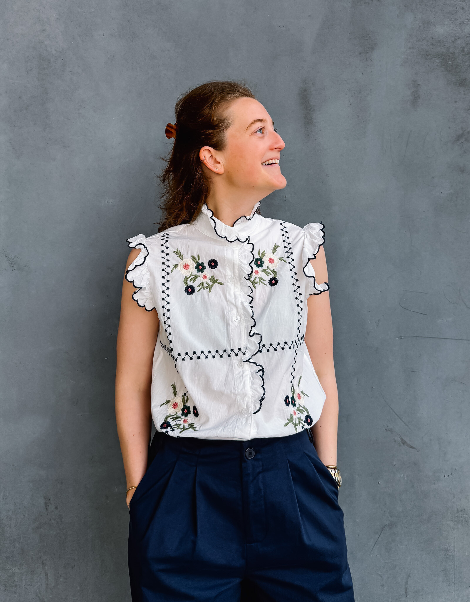 The Golden House Joh Blouse Broderie  'Abby' - White/Navy - TU