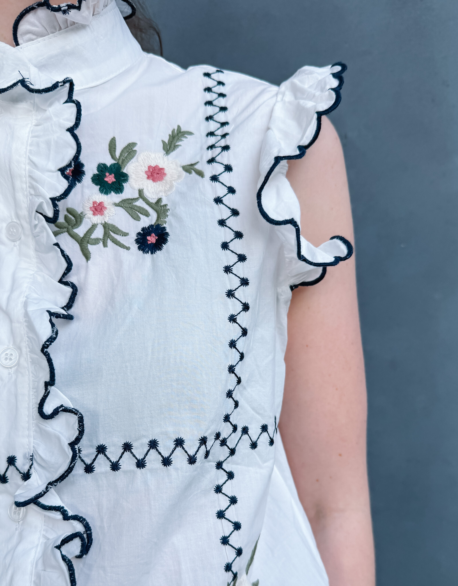 The Golden House Joh Blouse Broderie  'Abby' - White/Navy - TU