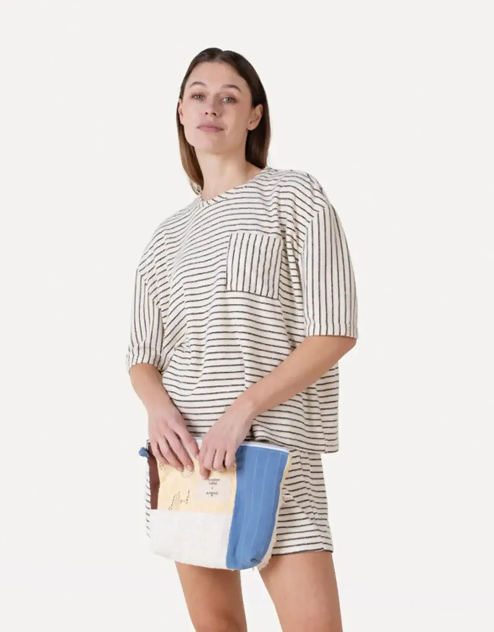 Another Label T-Shirt 'Virginia' - Off White Black Pins - Another Label