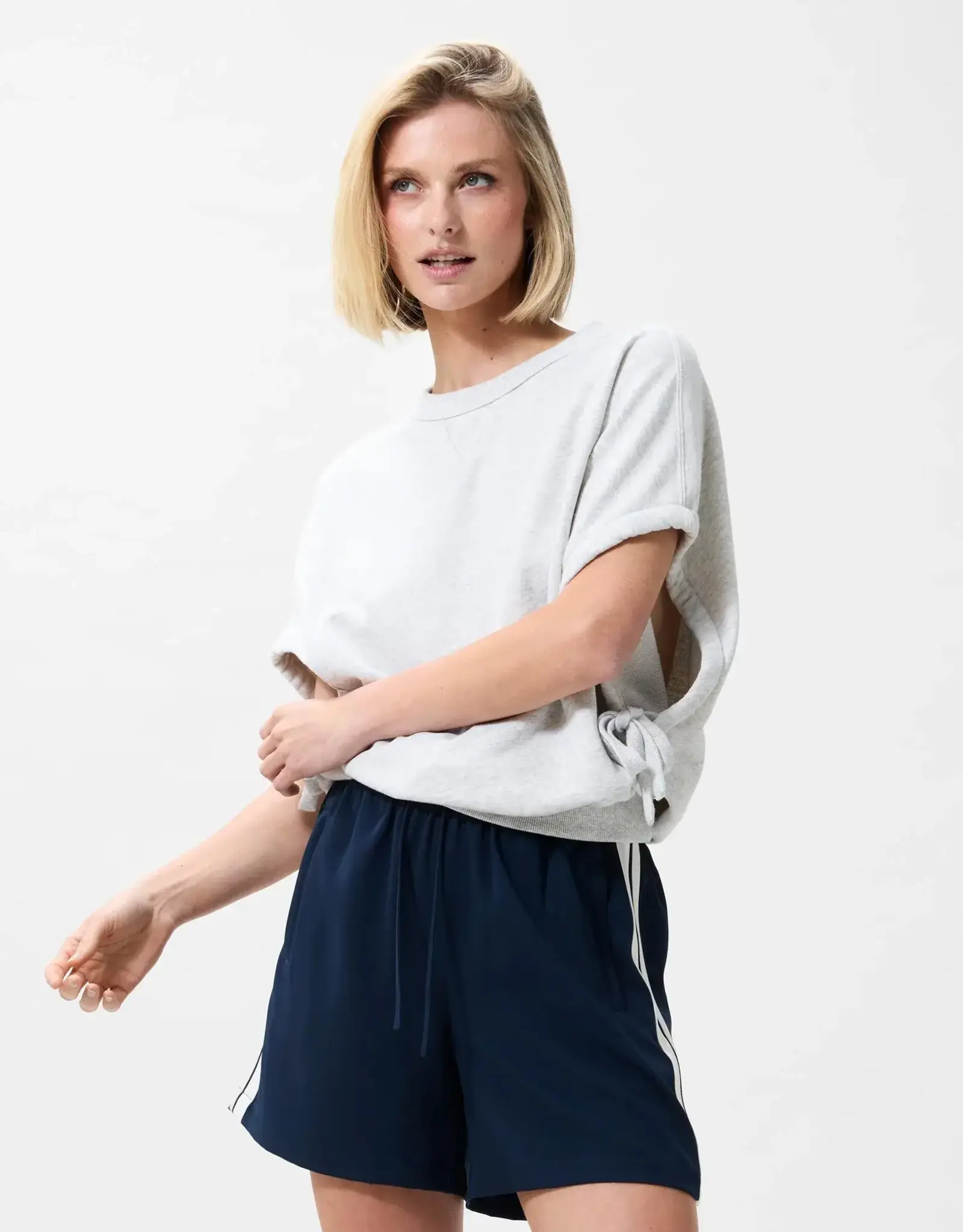 Catwalk Junkie Sweater Short Sleeve 'Strap' - Light Grey Melange - Catwalk Junkie