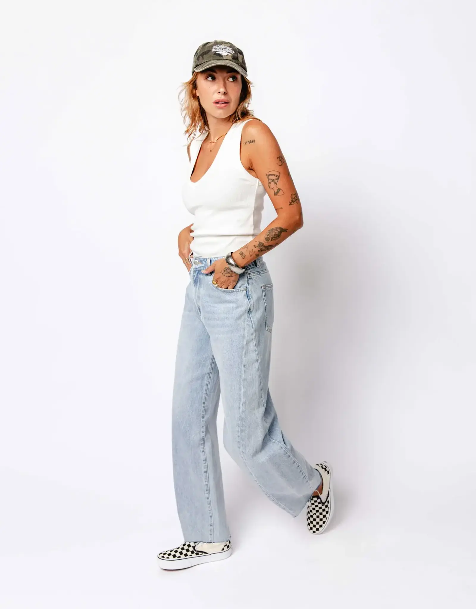 Catwalk Junkie Top V-Neck 'Rib' - Off White - Catwalk Junkie