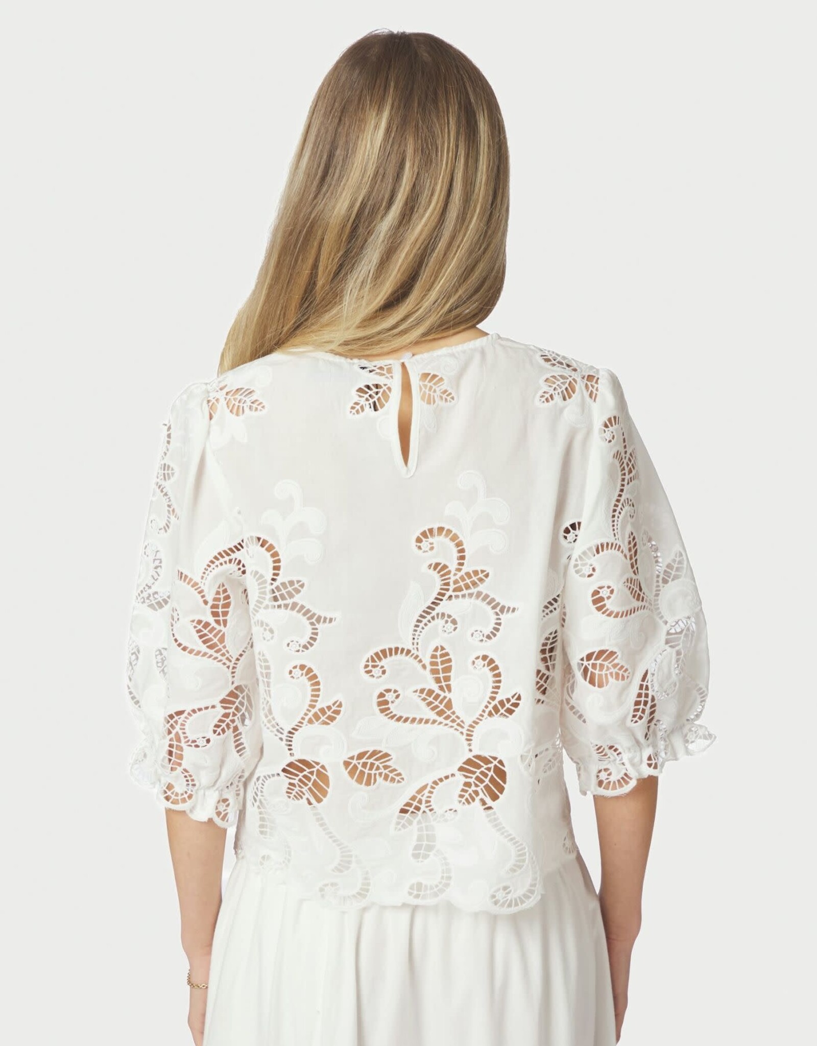 Blouse Embroidery  'Fia' - White - Neo Noir