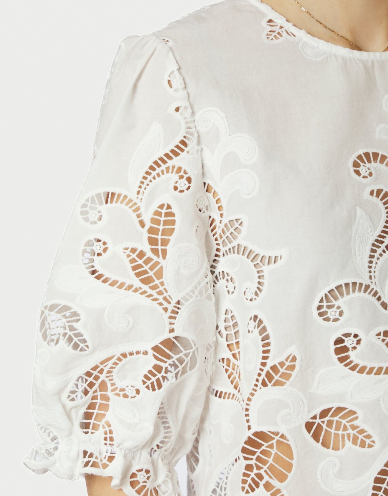 Blouse Embroidery  'Fia' - White - Neo Noir